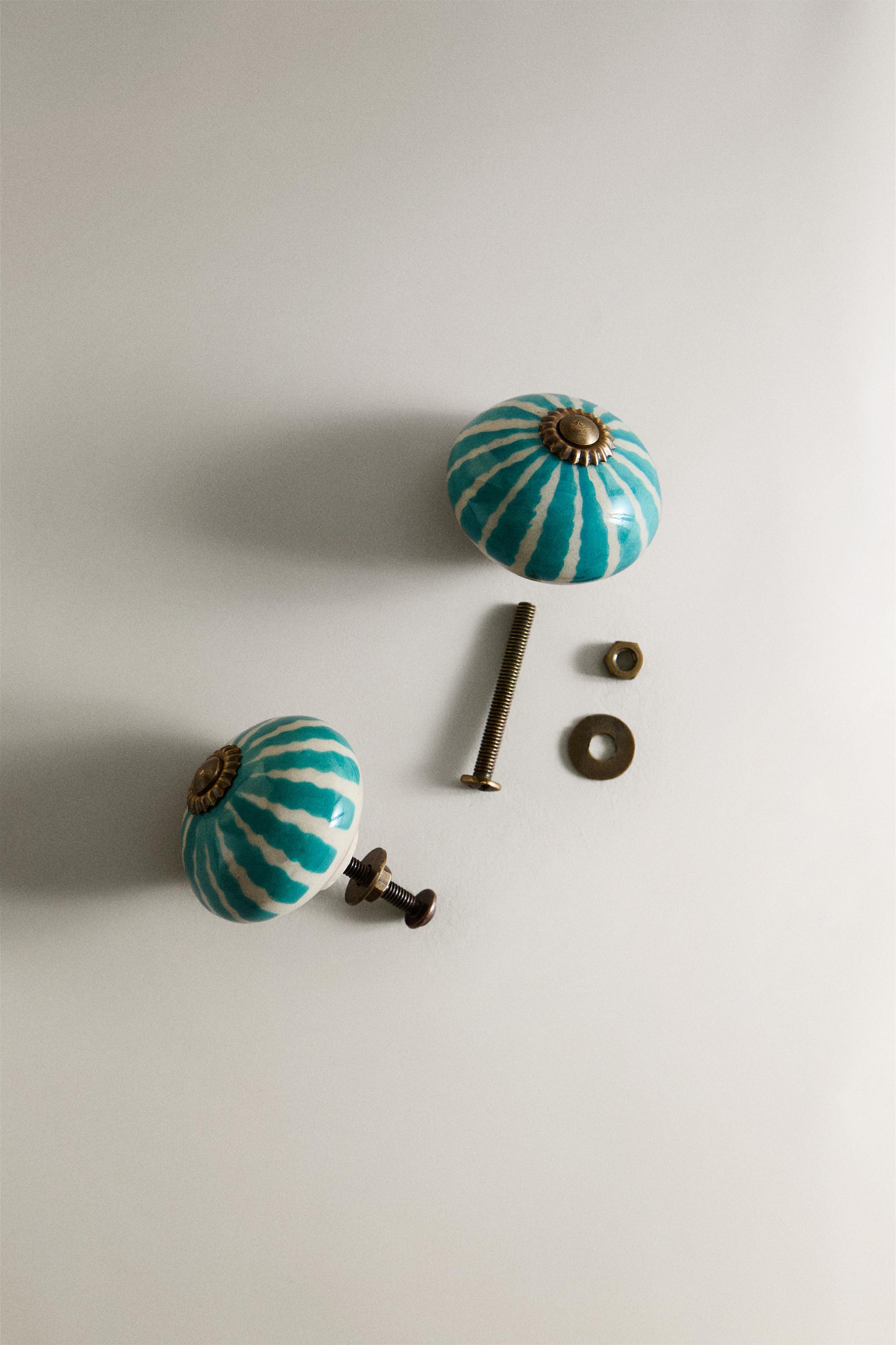 SET OF CERAMIC FLOWER KNOBS (SET OF 2